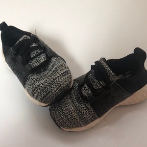 EUC TODDLER NEW BALANCE SHOES
